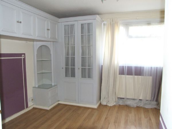 Michael Anthony Hemel Hempstead - Old Town Borders, Hemel Hempstead - Bedroom 1